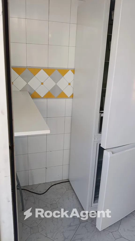 Köök - Twin-Occupancy Flat with Balcony in Angri