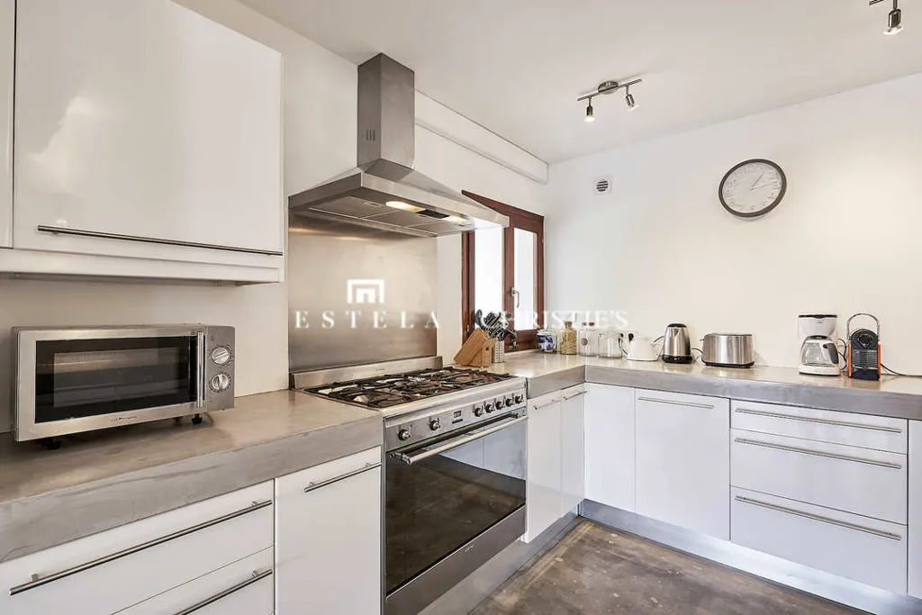 Cuisine - Contemporary Villa with Pool in Es Cubells