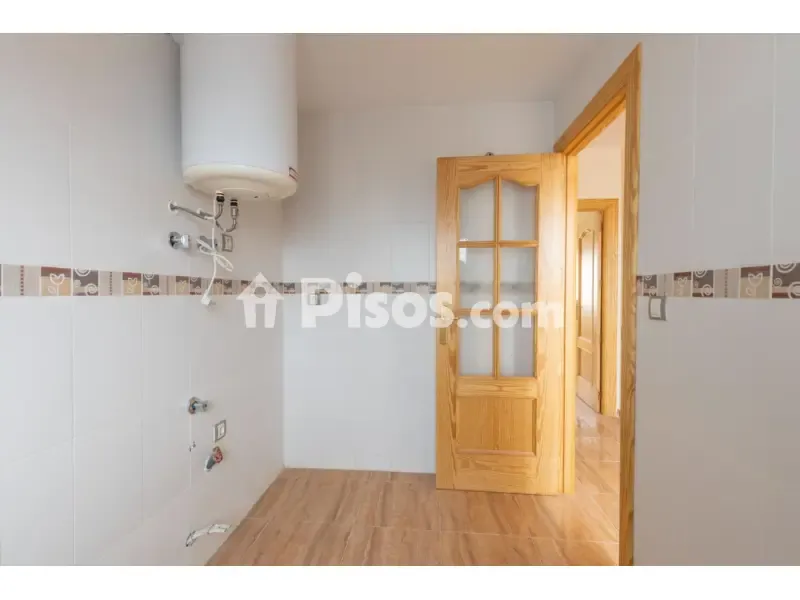 Bathrooms - New Flat with Balcony in Güevéjar