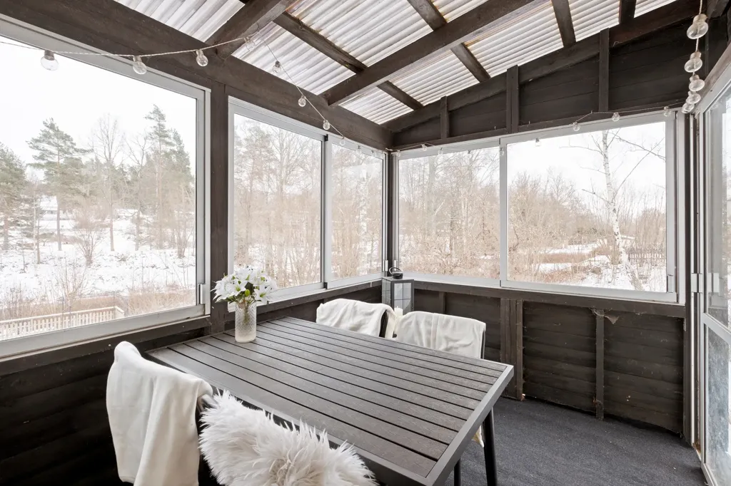 Terrasse - Charming House with Garden by the River in Olofström