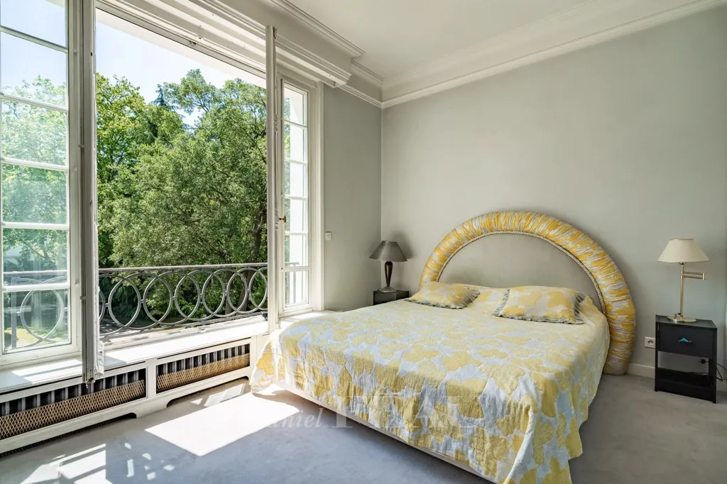 Magamistoad - Néo-Classical Villa with Park in Le Vésinet