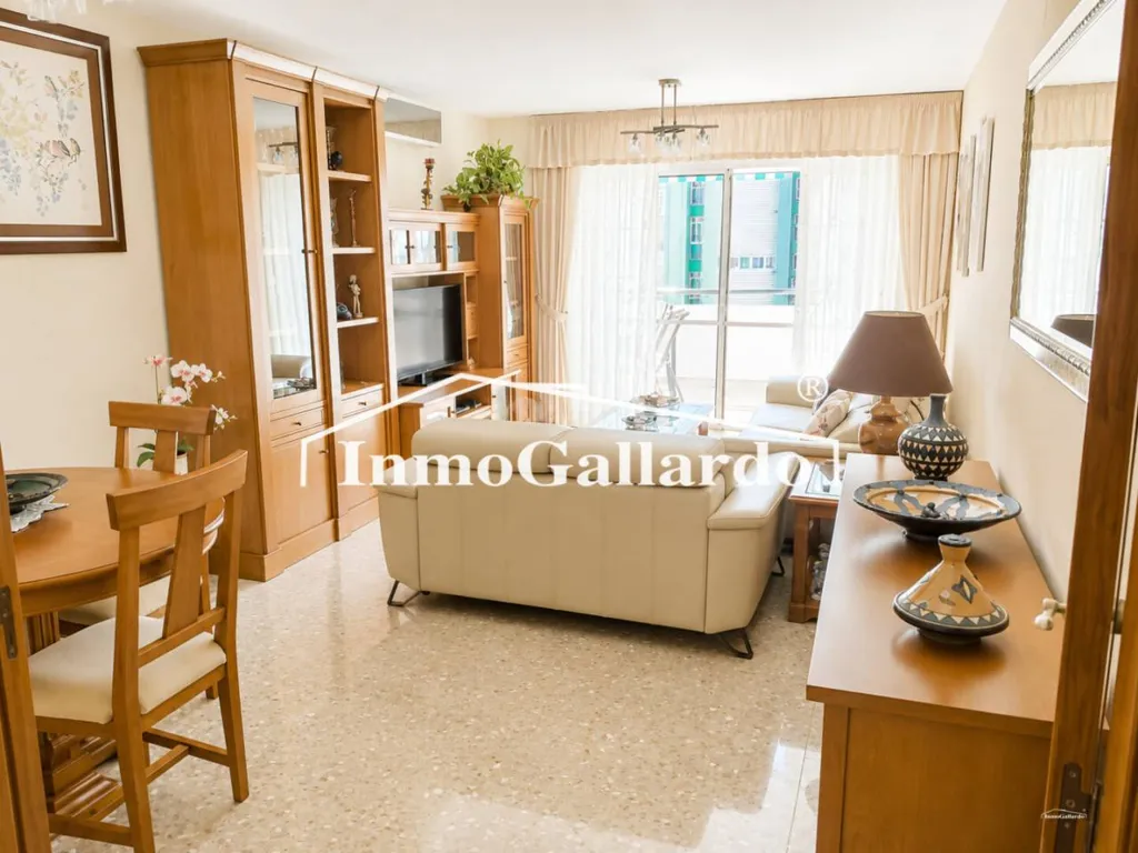 Séjour - Bright Apartment with Seafront Access in Miramar del Palo