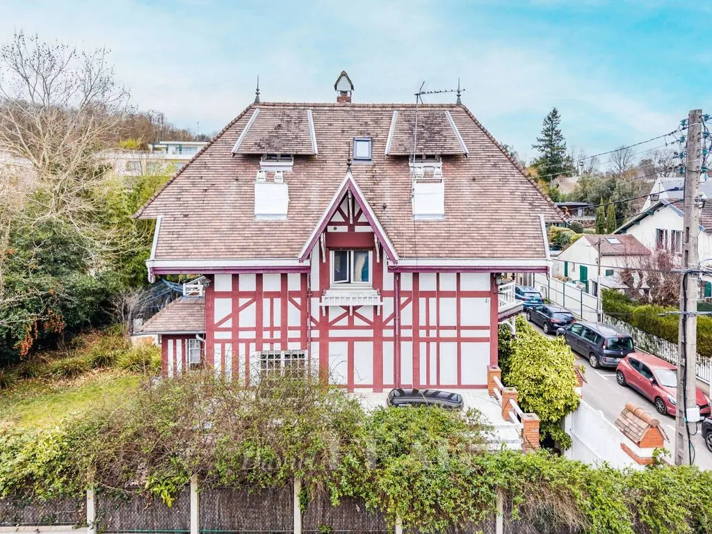 Õhuvaade - Luxury House with Spa in Bougival