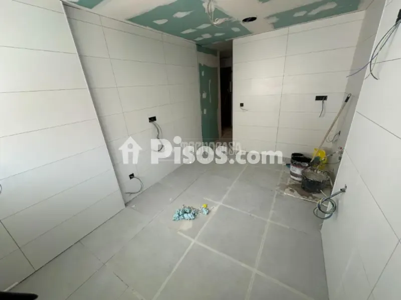 Toad - Apartment with Ascensor in Almendrales, Madrid