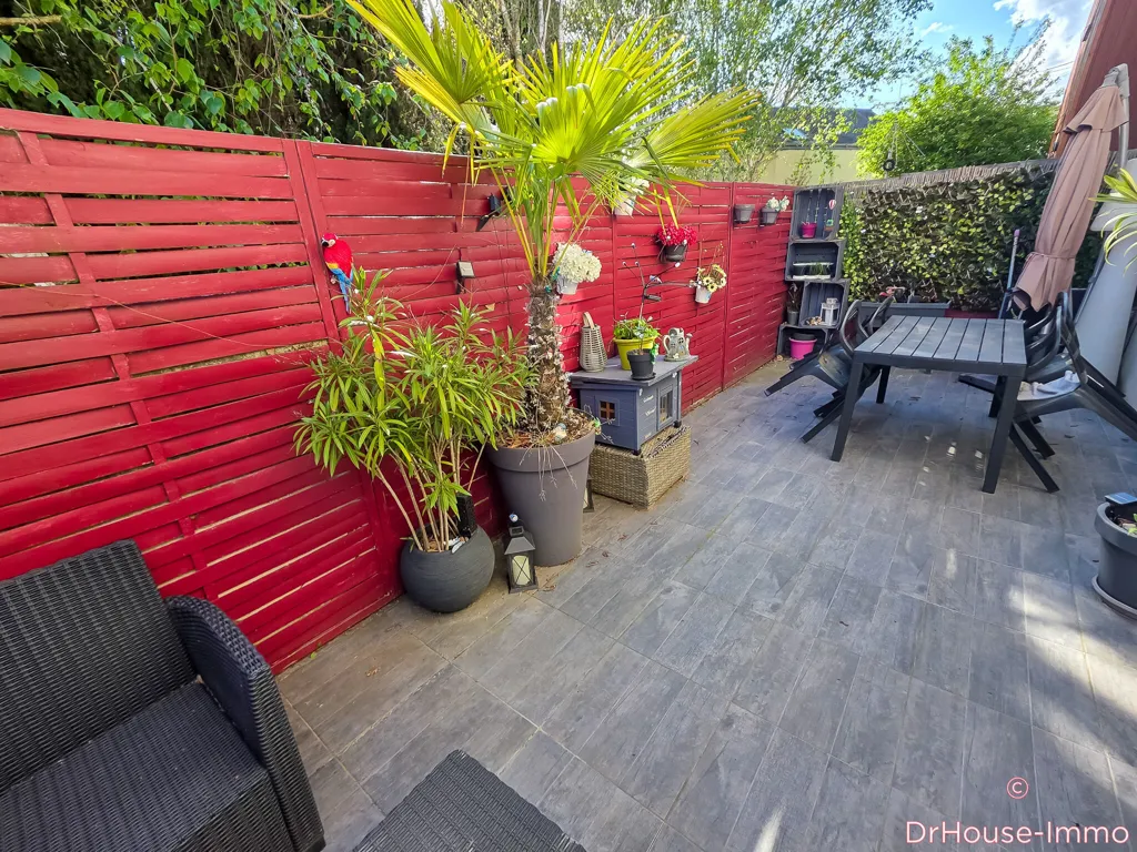 Terrass - Modern Townhouse with Terrace in Tours