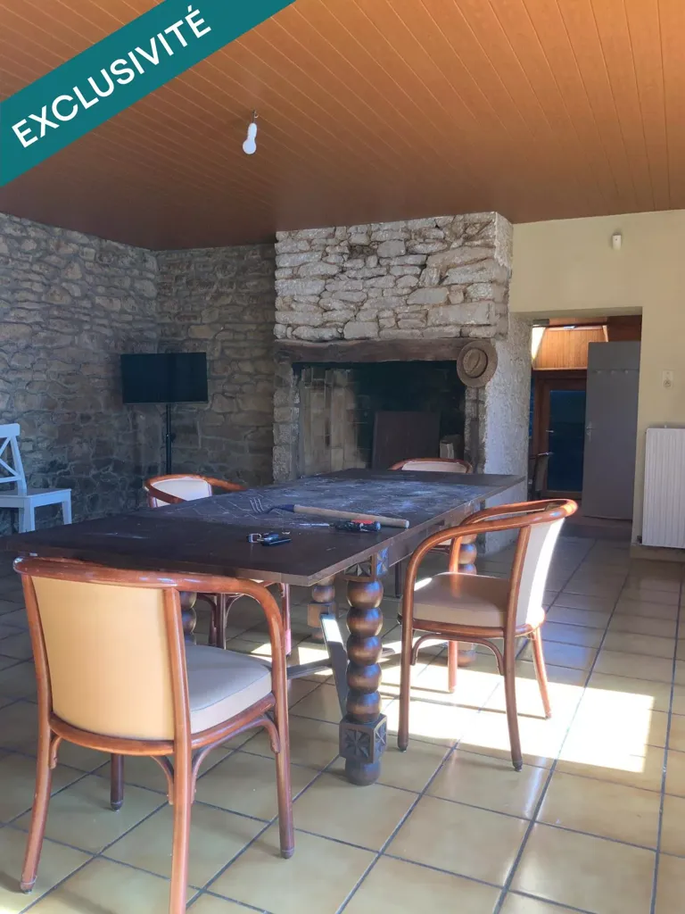 Dining Room - Charming 1950s Stone House in Riantec