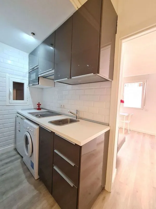 Cuisine - Reformed Loft with Balcony in Ciudad Lineal