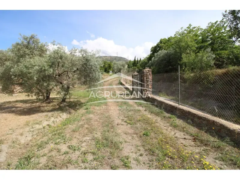 Aed - Rustic Farmhouse with Fruit Trees in Órgiva