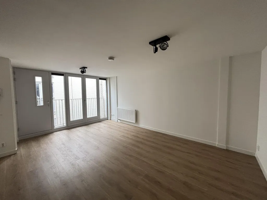 Zimmer - Apartment with Balcony in Oud-West, Amsterdam