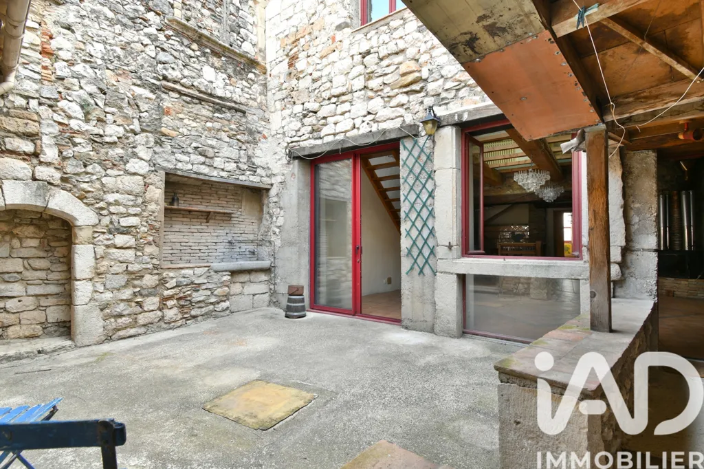 Aed - City House with Terraces in Ganges