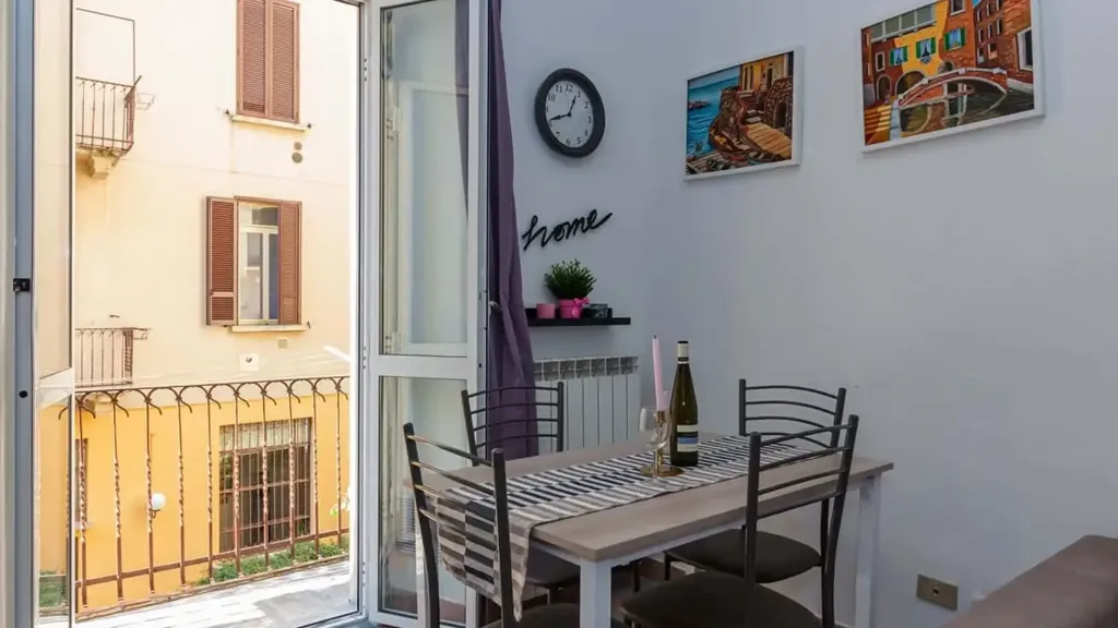 Söögituba - Cozy Studio in Central Milan
