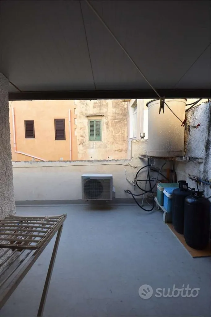Jardin - Single House with Veranda in Marsala Historic Centre