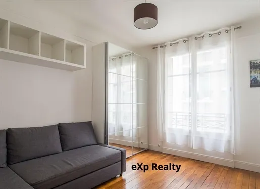 Elutuba - Studio with Balcony in Paris 15th