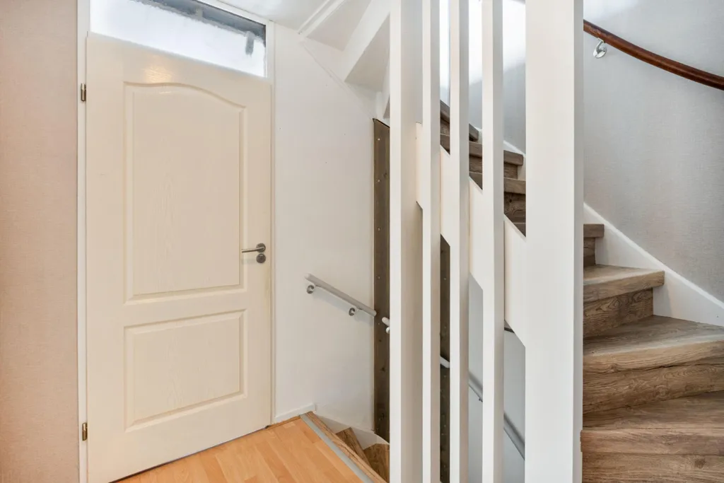 Pièces - Spacious Semi-detached House with Garden in Blerick