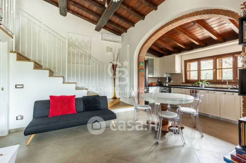 Soggiorno - Rustic Umbrian Casale with Two Units in Perugia