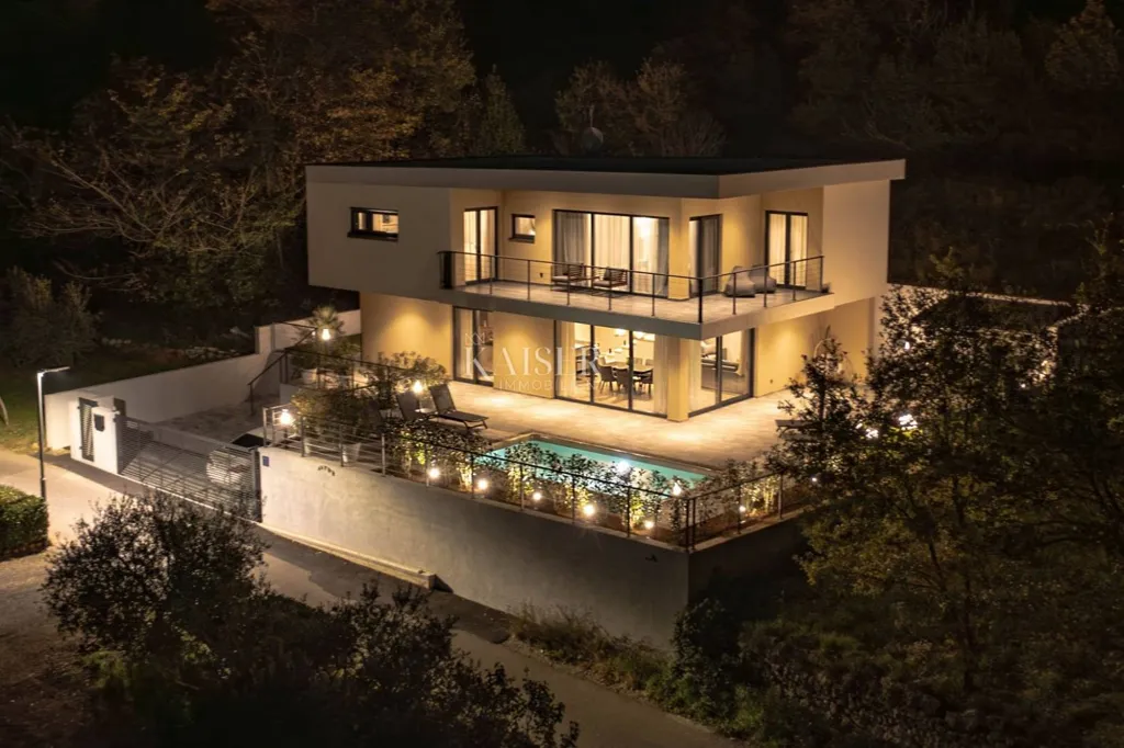 Õhuvaade - Luxury Villa with Pool in Mošćenička Draga