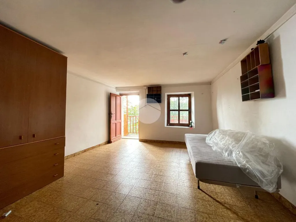 Magamistoad - Semi-detached House with Garden in Rubiana