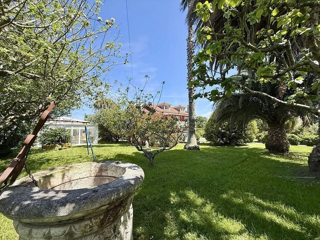 Jardin - Chalet with Pool and Terrace in Lugar Granda