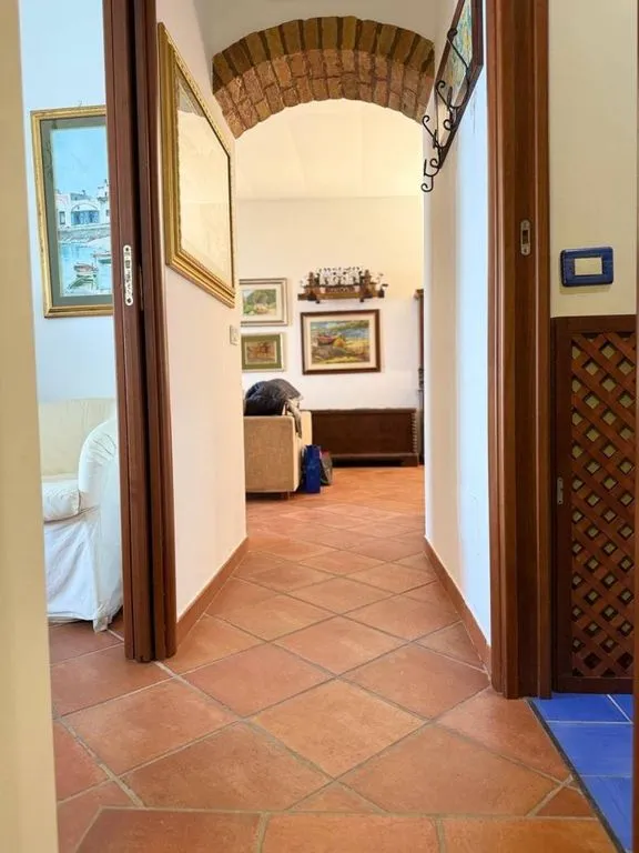 Esik - Terraced House with Sea Access in Scilla