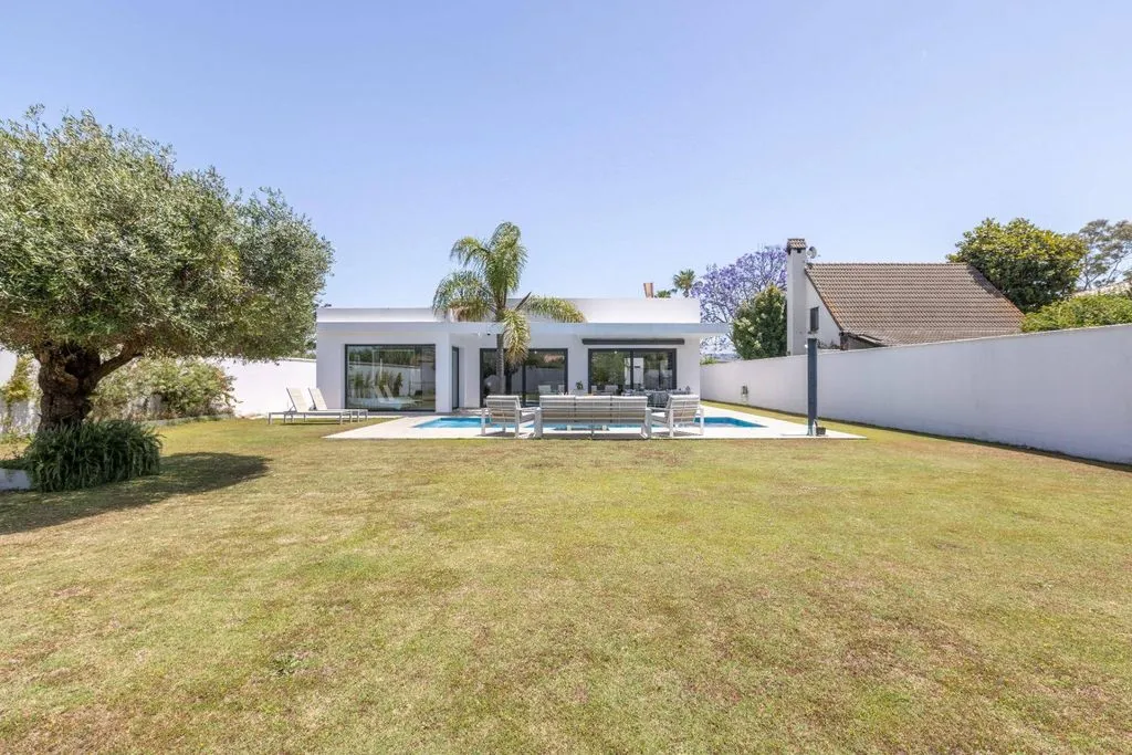 Garden - Detached House with Pool in Guadacorte, Andalusia