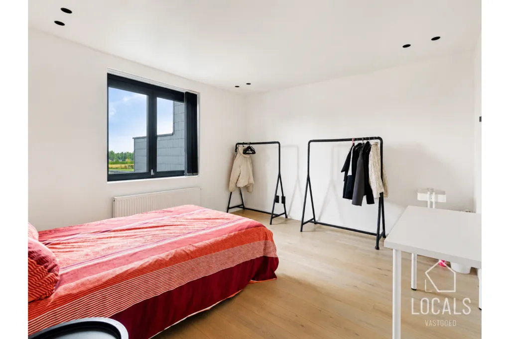 Magamistoad - Fully Renovated House with Solar Panels in Idegem