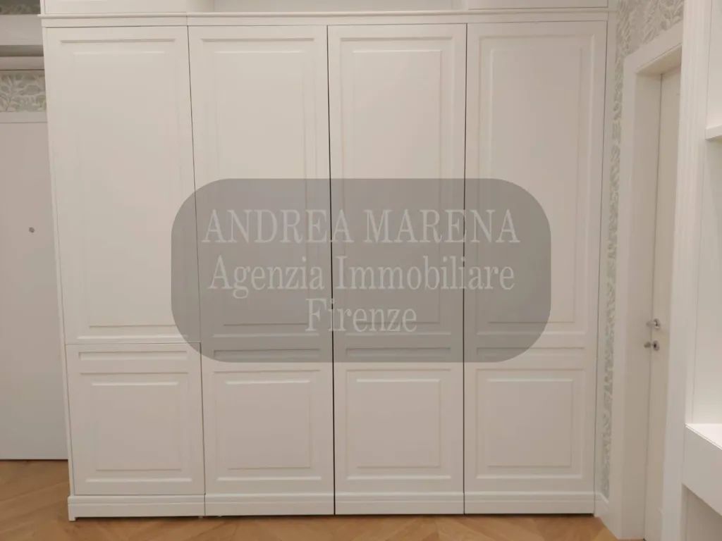Pièces - Fully Furnished Flat with Balcony in Florence
