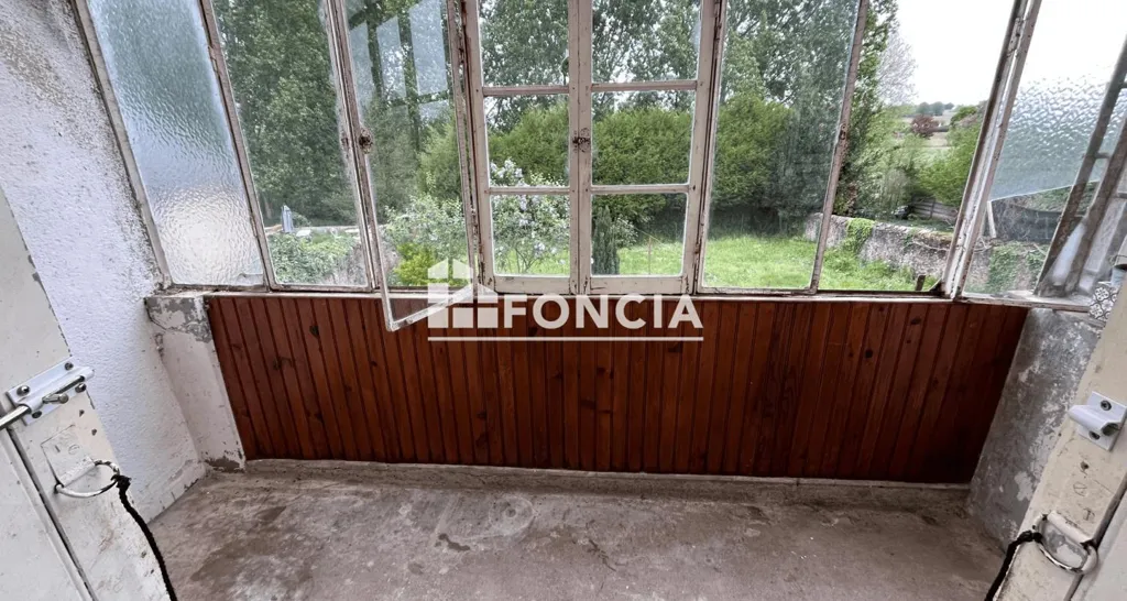 Rooms - House with Potential near Connerré Centre