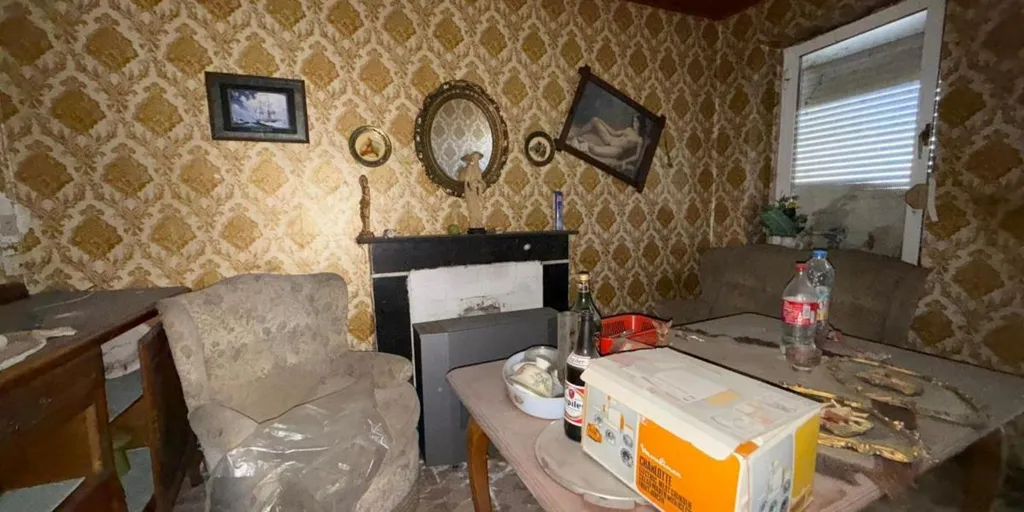 Söögituba - Semi-Detached House for Renovation in Visé