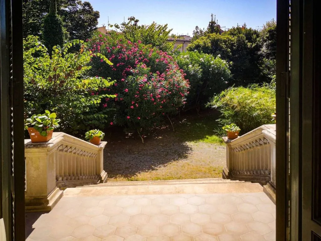 Aed - Art Nouveau Villa with Private Park in Pisa