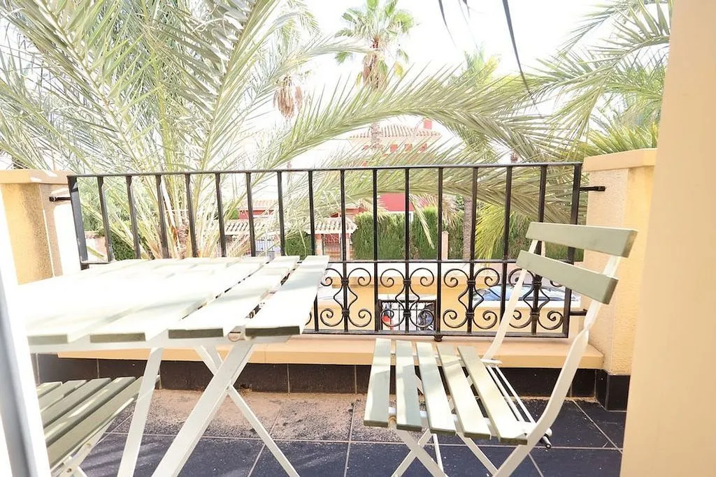 Balcon - Modern Chalet with Private Pool in Cabo Roig