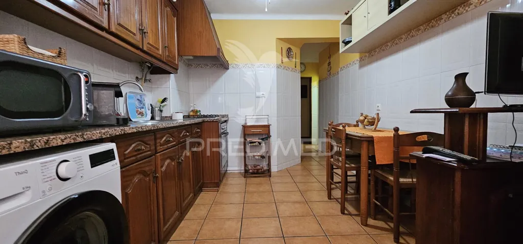 Köök - Central T3 Apartment with Balcony in Samora Correia