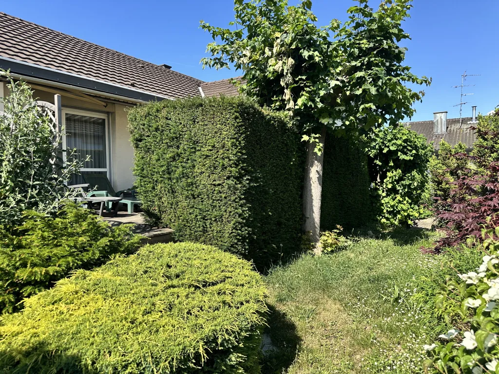 Aed - Six-Piece House with Garden in Pfastatt