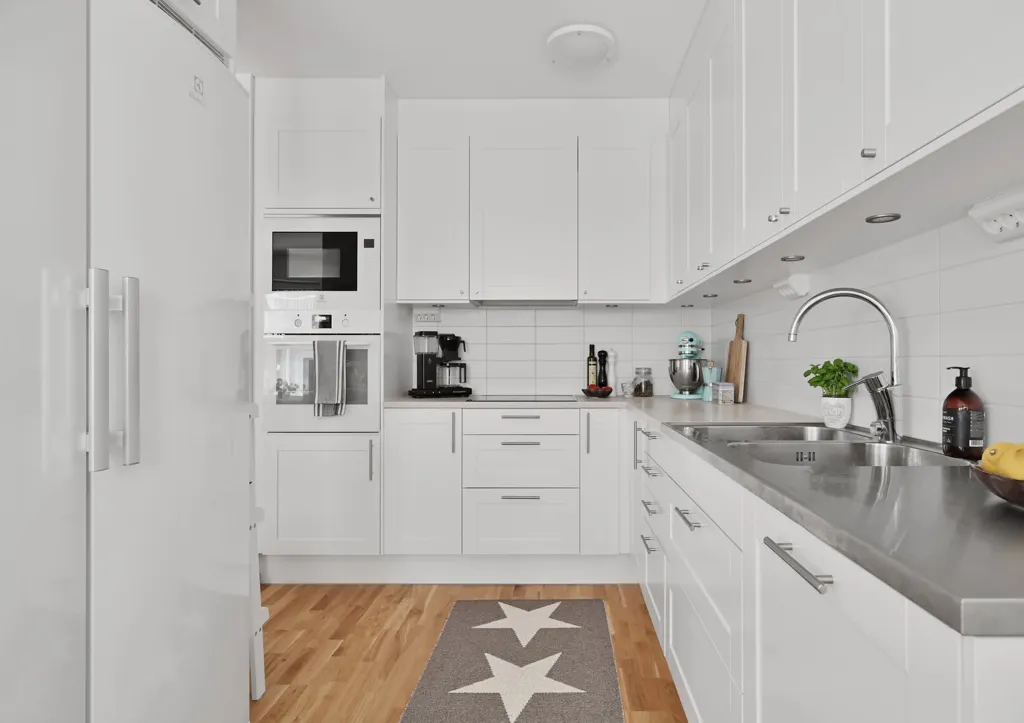 Köök - Modern Flat with Private Terrace in Sollentuna