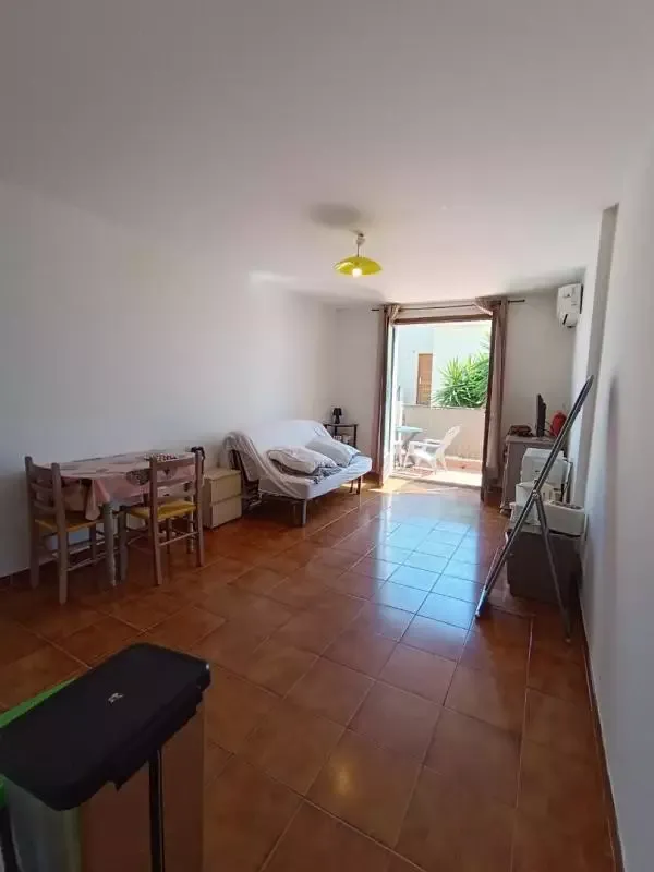 Séjour - Studio avec Vue Mer à L'Ile-Rousse