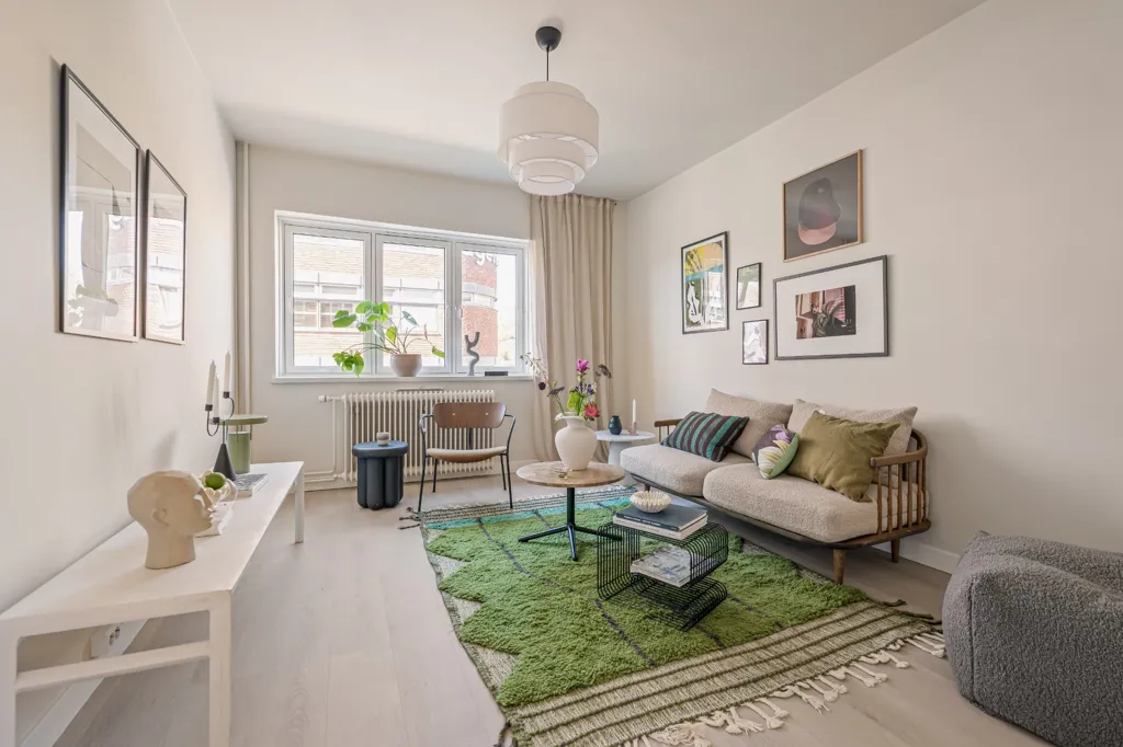 Séjour - Modernised Corner Flat with Central Location in Oslo