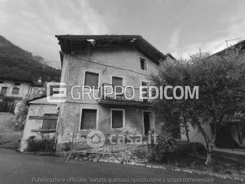 Extérieur - Residential Building with Courtyard in Carpen, Setteville