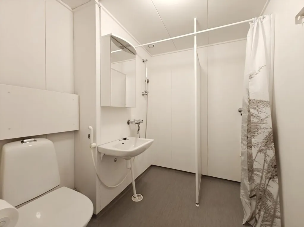 Salles de bain - Spacious Flat with Balcony in Tampere