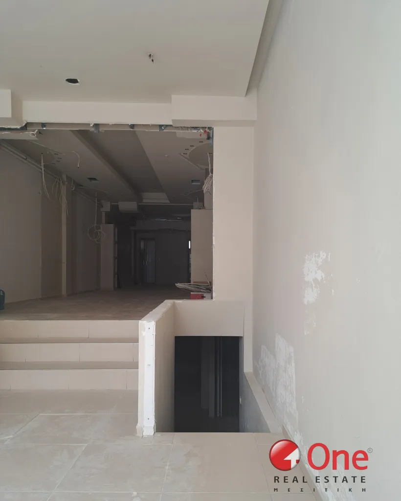 Pièces - Retail Space with Air Conditioning in Palaio Faliro
