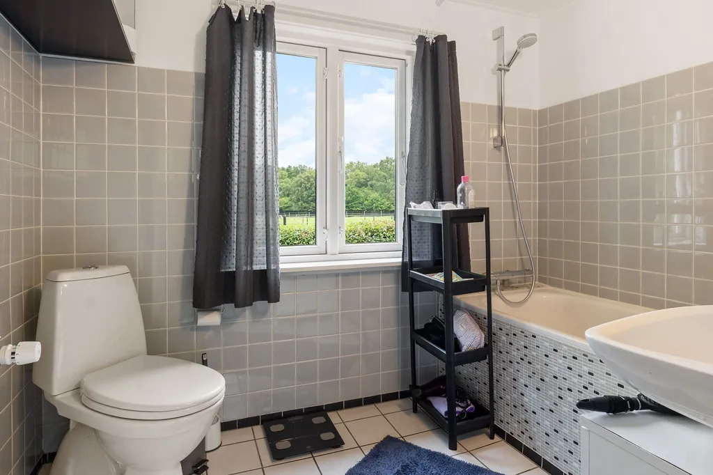 Salles de bain - Maison 4 pièces à Østermarie