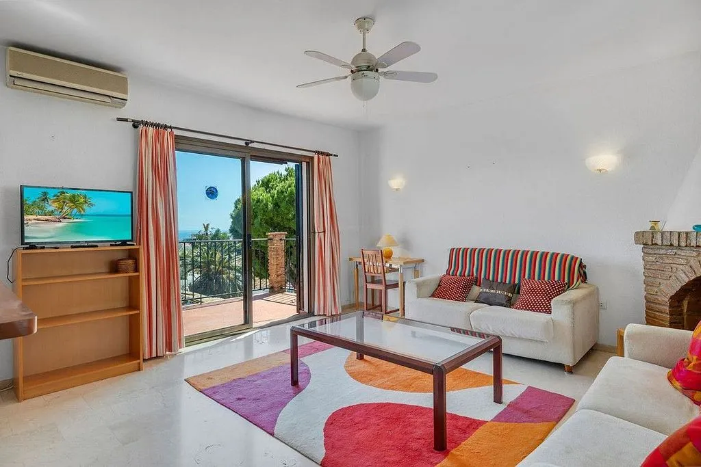 Elutuba - Apartment with Sea View and Pool in Benalmádena