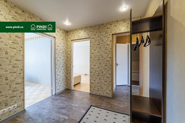 Entrée - 3-Bedroom Flat with Central Heating in Lasnamäe, Tallinn
