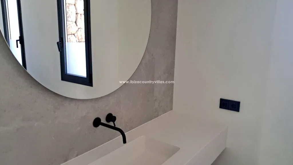 Vannitoad - Contemporary Villa with Infinity Pool in Ibiza