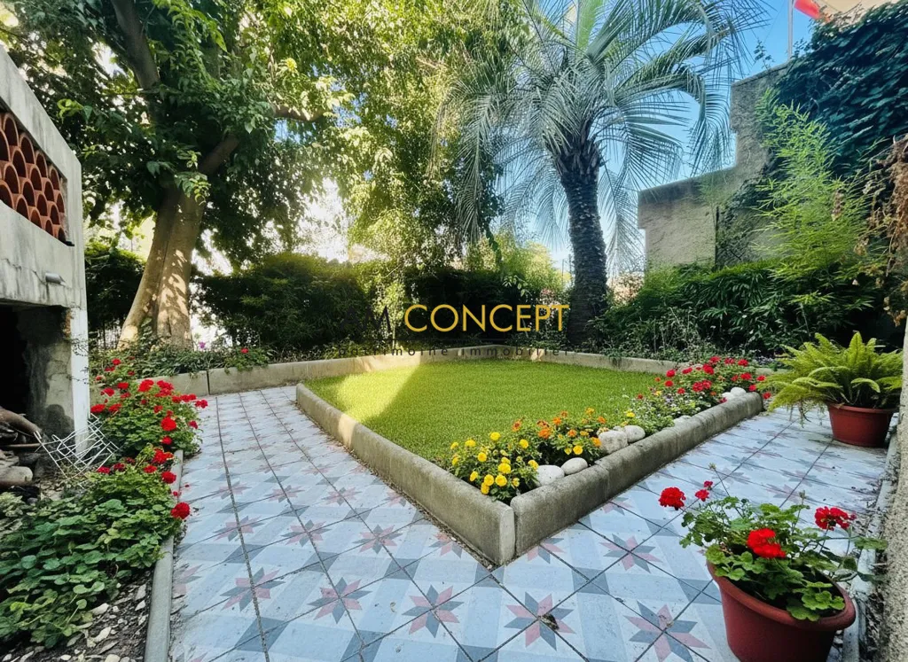 Aed - 5-Piece House with Garden in Nice West