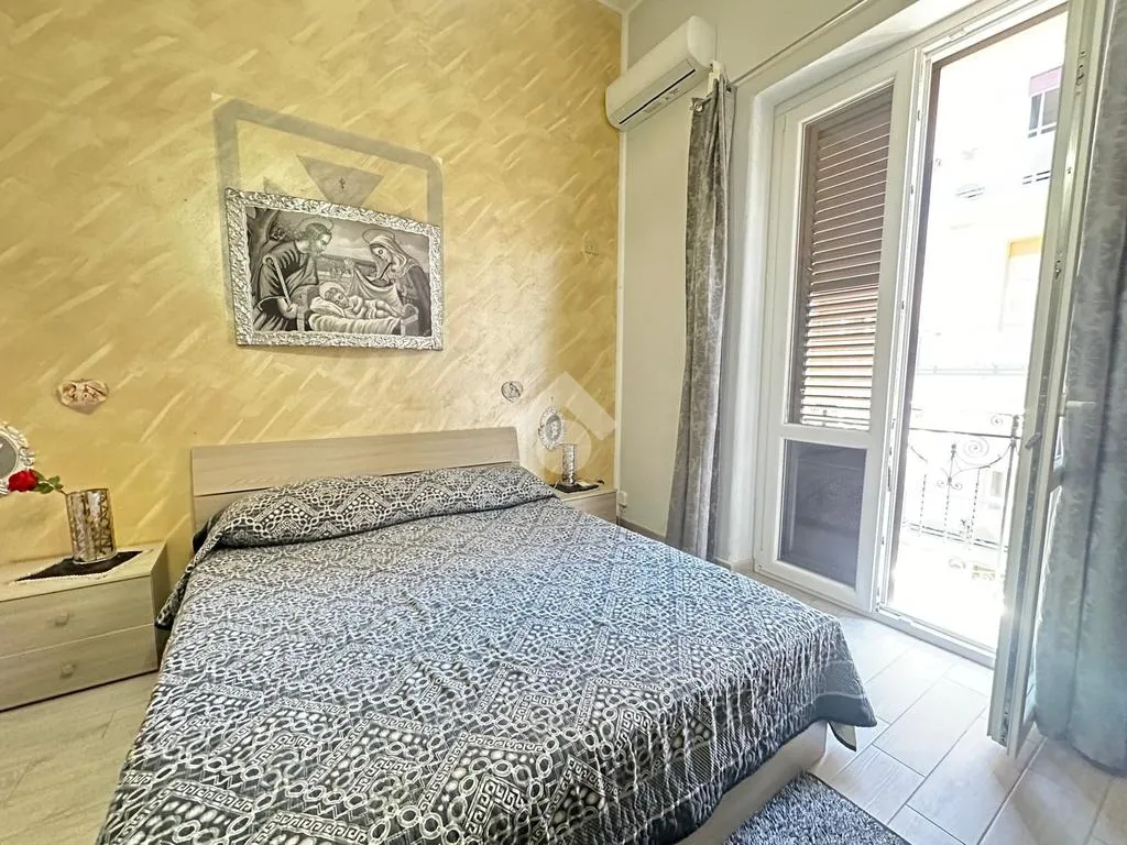 Bedrooms - Rustic Apartment with Balcony in Palermo