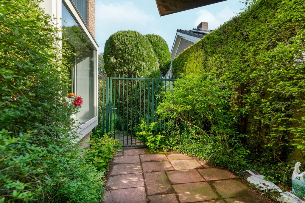 Jardin - Extended Semi-detached House with Garden in Velp