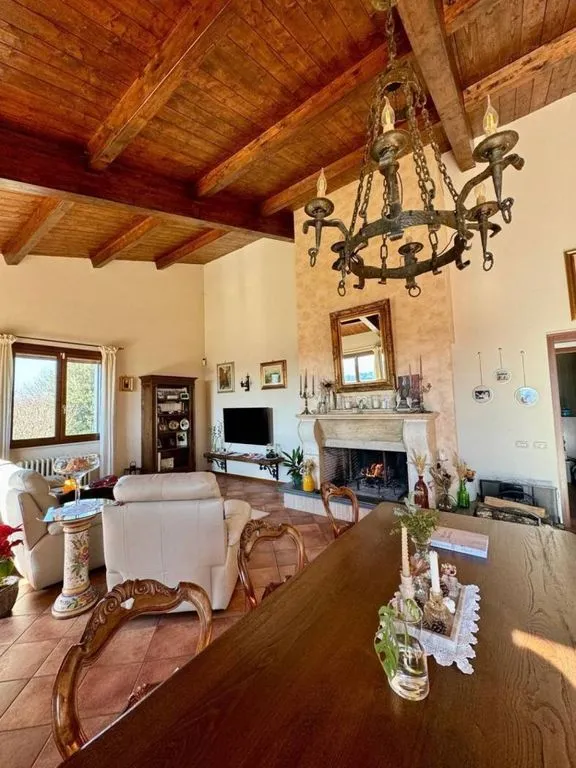 Söögituba - Historic Umbrian Farmhouse with Panoramic Views in Montecastrilli