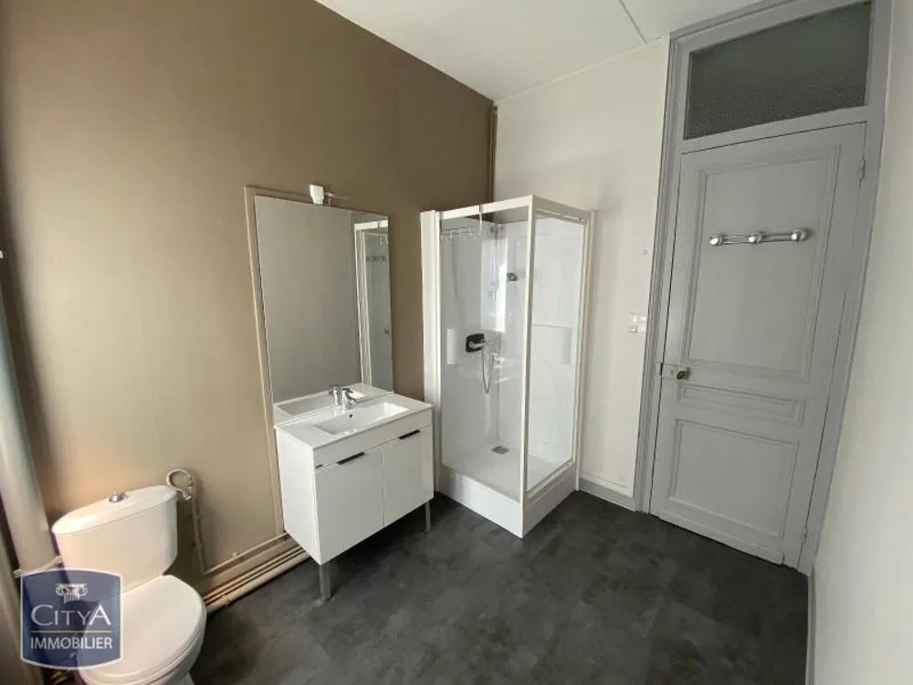 Vannitoad - Bright 3-Bedroom Apartment in Lille
