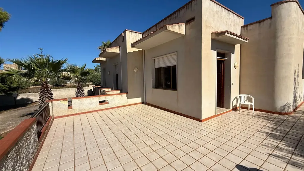 Terrass - Villa with Garden in Contrada Berbarello, Marsala