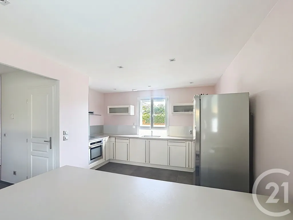 Köök - Renovated House with Pool in Muret