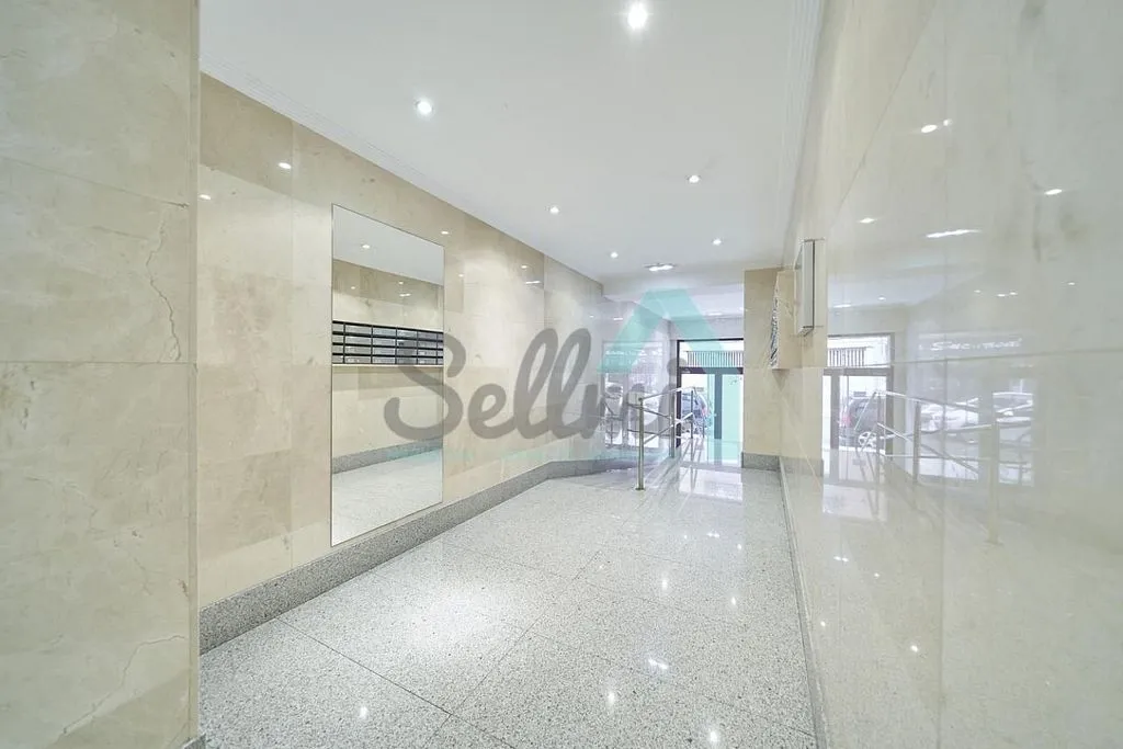 Ingresso - Furnished Flat with Study Spaces in Oviedo